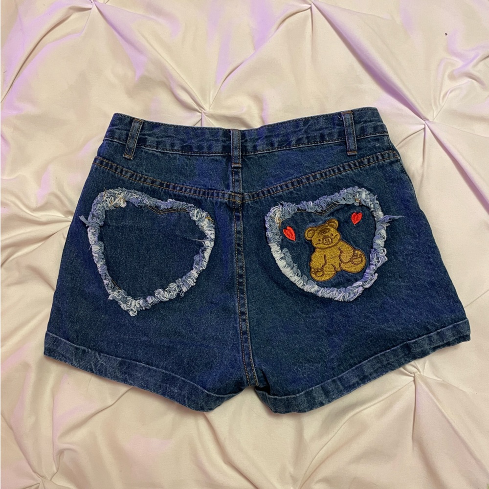 Women’s Jeans shorts with design on pocket, Size XS - Picture 1 of 2